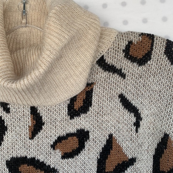 REVOLVE Tularosa Jungle Sweater in Leopard - Picture 7 of 9